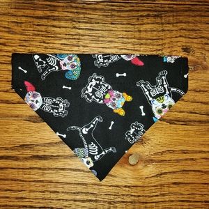 Small Halloween dog bandana cute!!